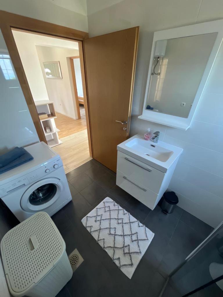 Apartman Sunset Ražanac エクステリア 写真
