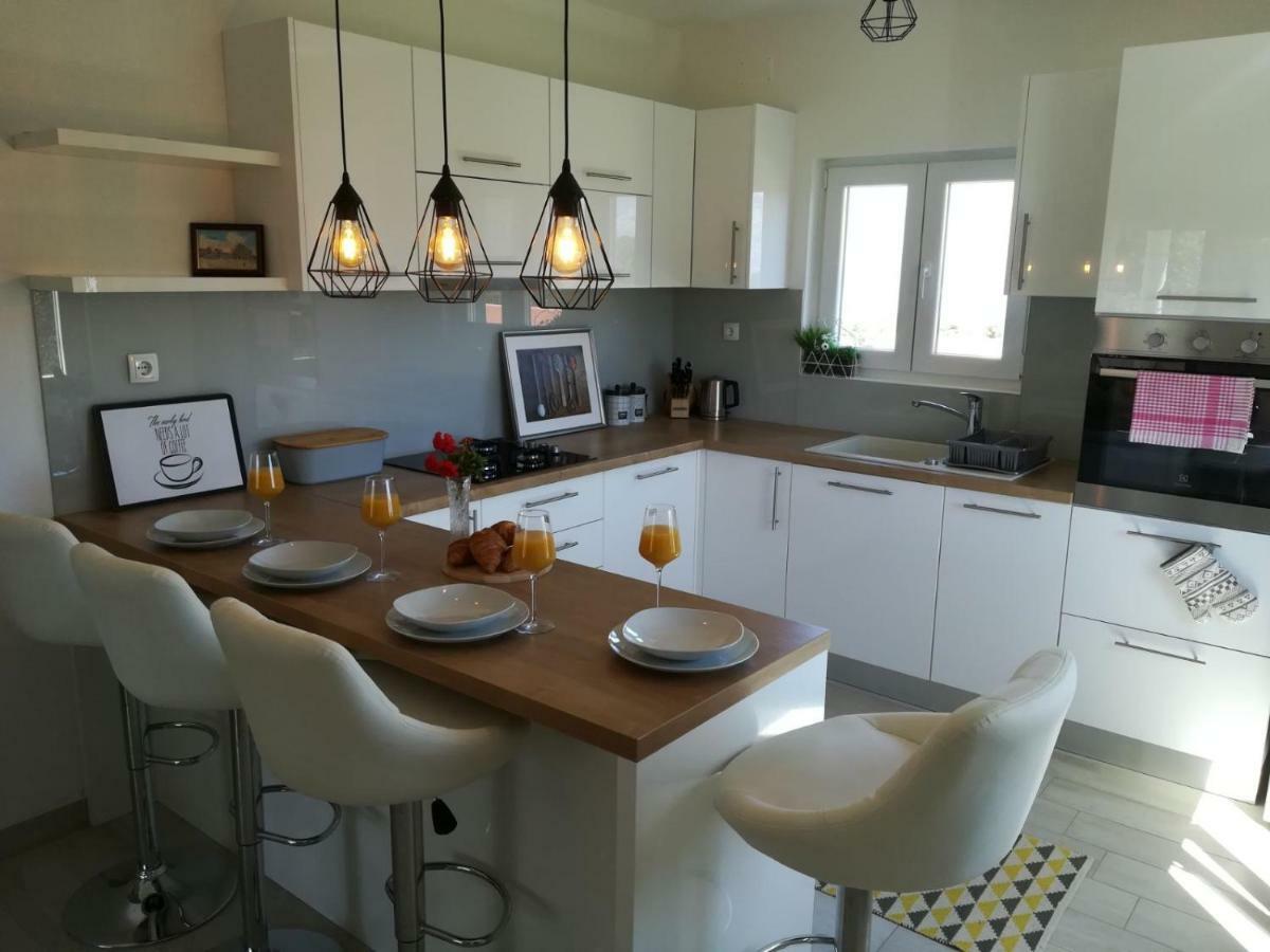 Apartman Sunset Ražanac エクステリア 写真
